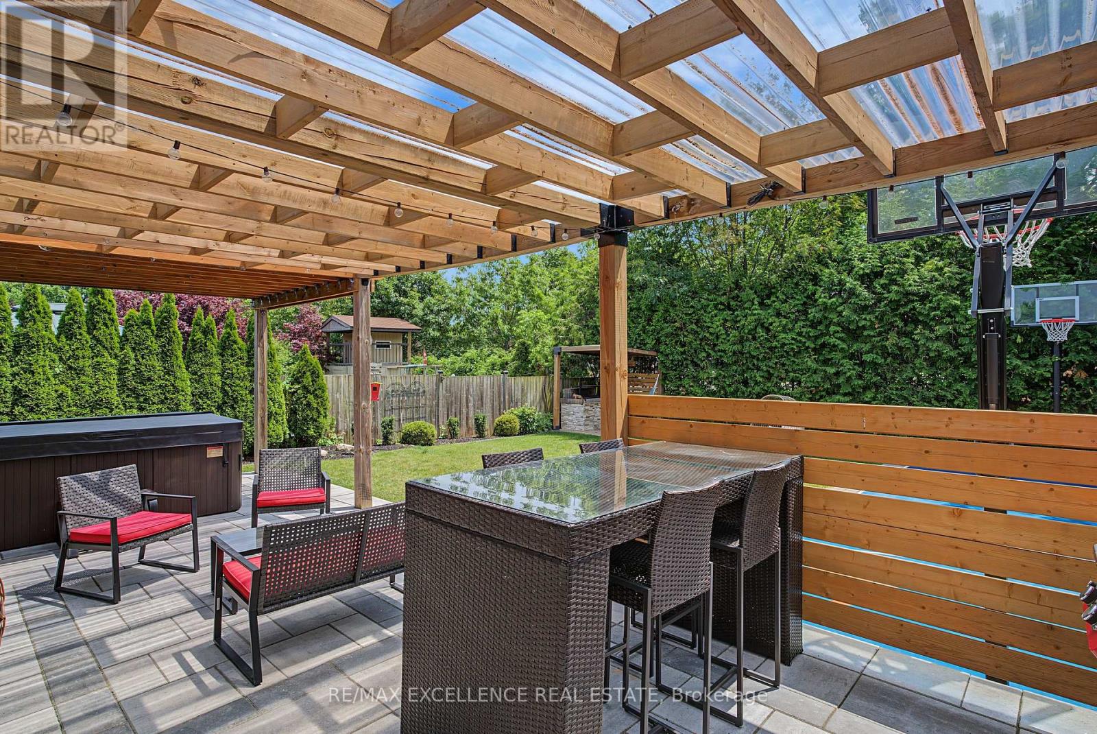 136 JOHNSTON AVENUE - 40