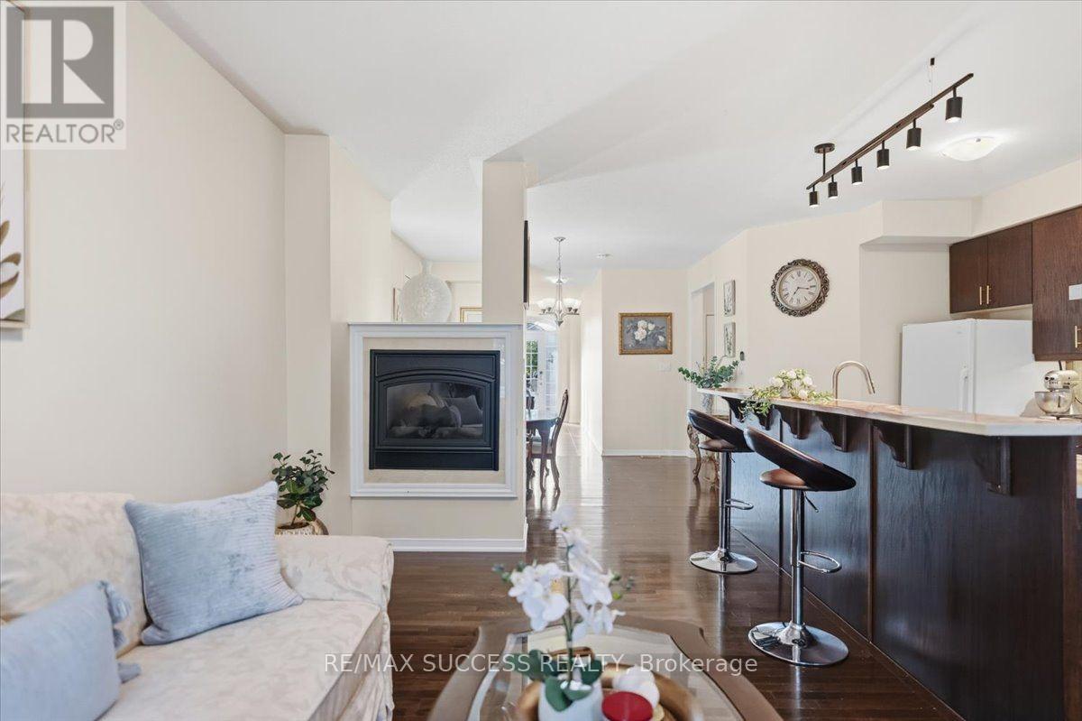 205 NISBET BOULEVARD - 12