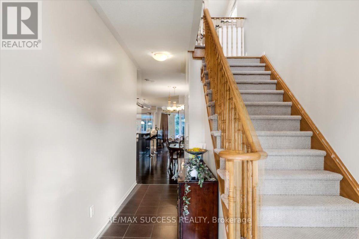 205 NISBET BOULEVARD - 21