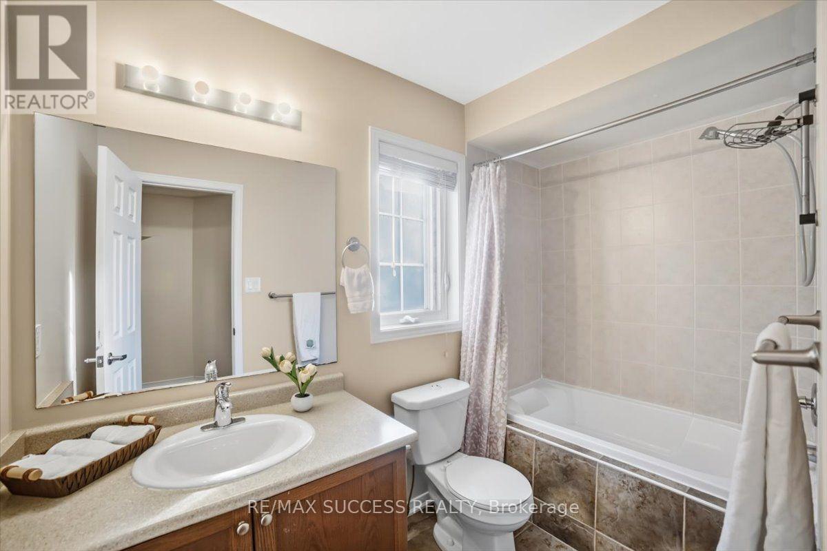 205 NISBET BOULEVARD - 27
