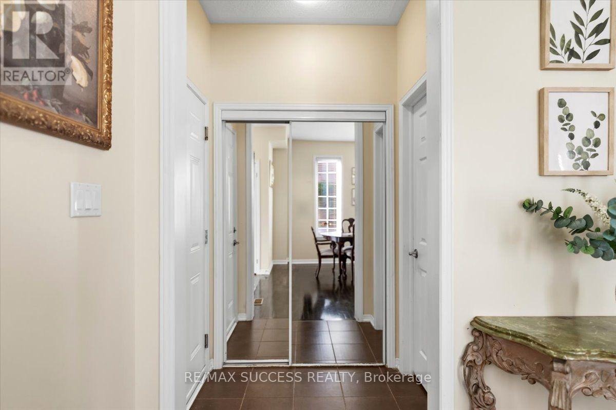 205 NISBET BOULEVARD - 28