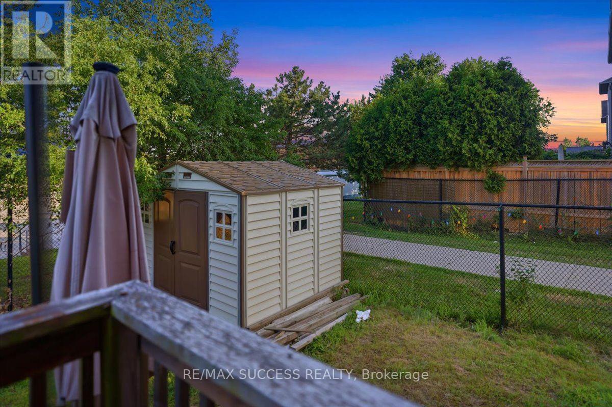 205 NISBET BOULEVARD - 46