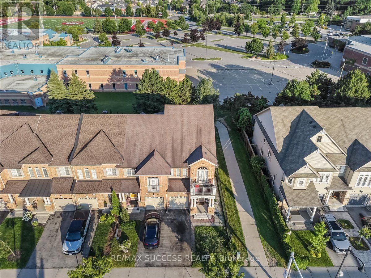 205 NISBET BOULEVARD - 50