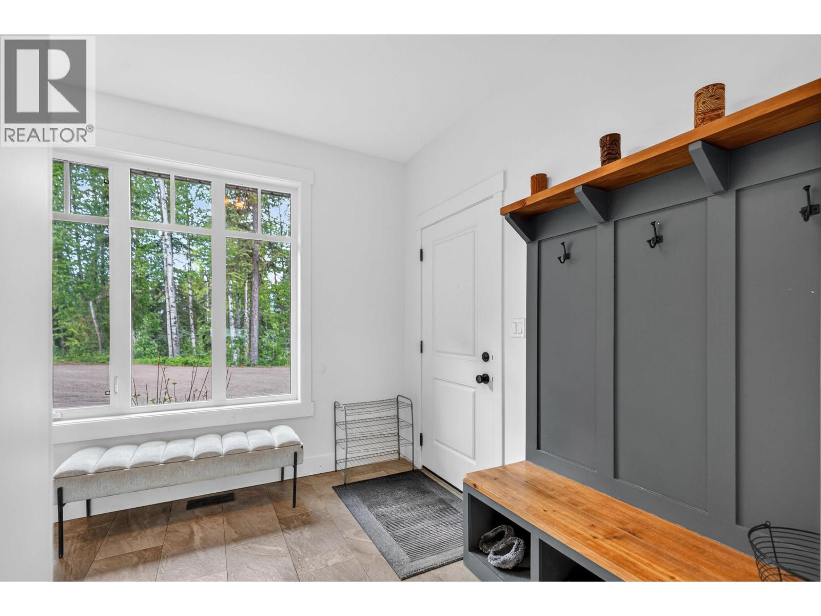 110 WESTVIEW ROAD - 33