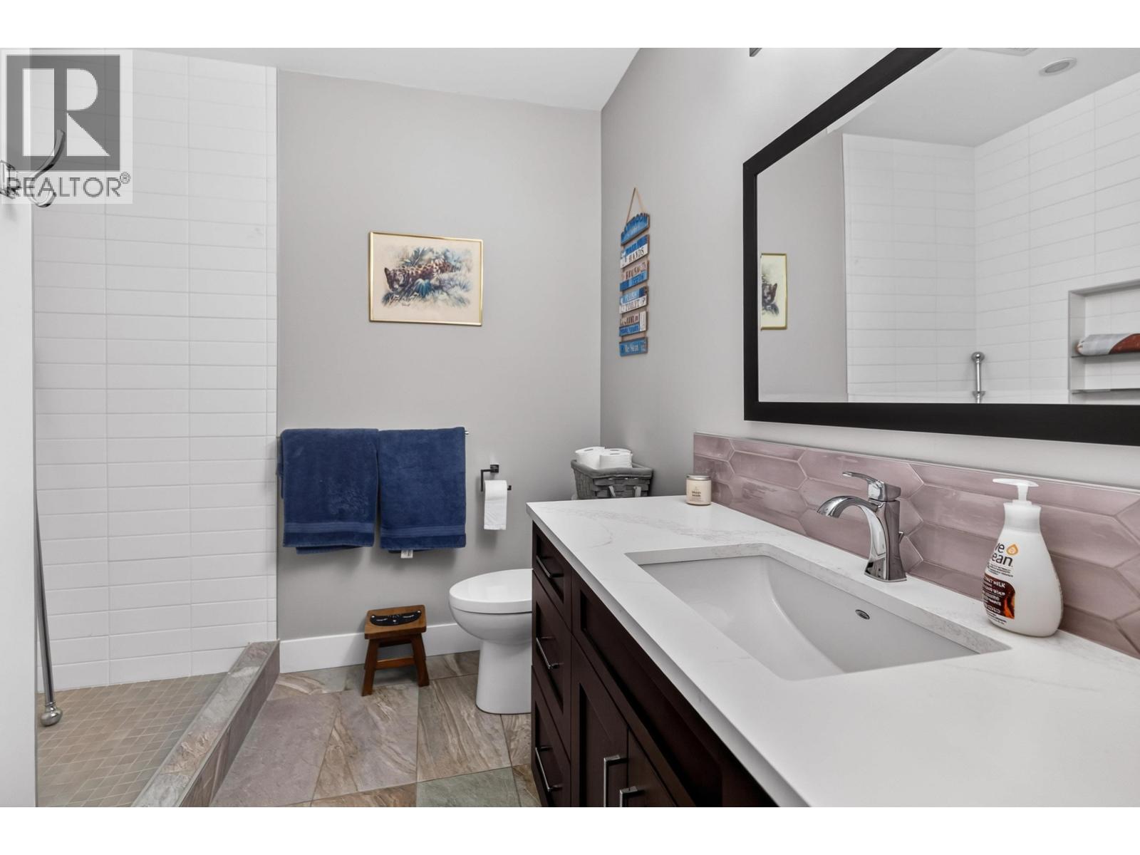110 WESTVIEW ROAD - 35