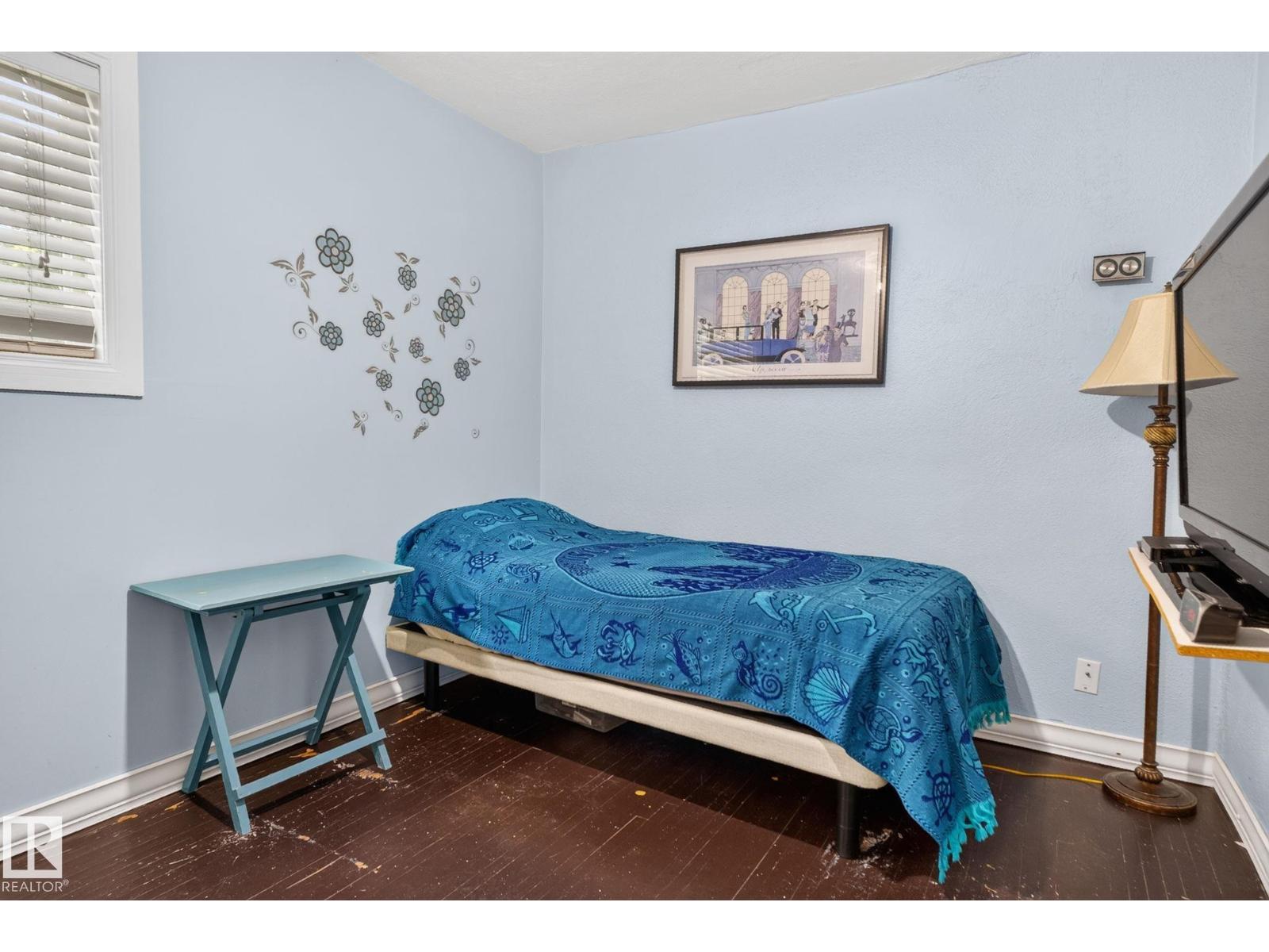 12703 122 ST NW - 12