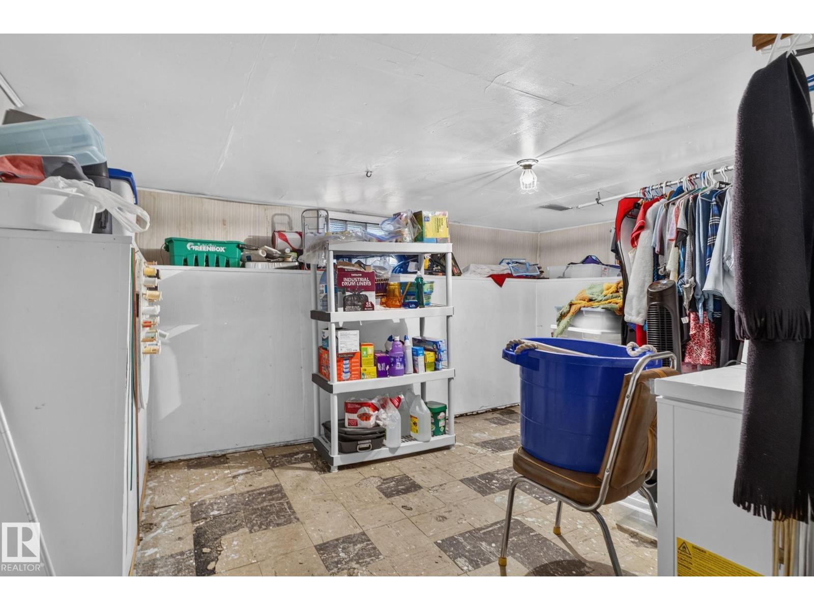 12703 122 ST NW - 27