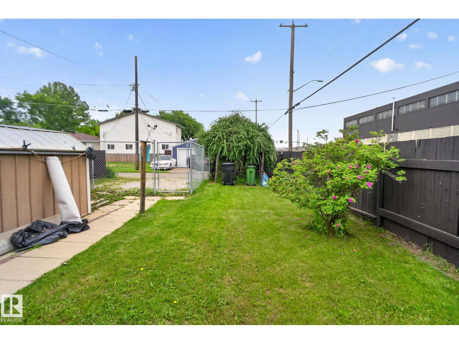 12703 122 ST NW - 30