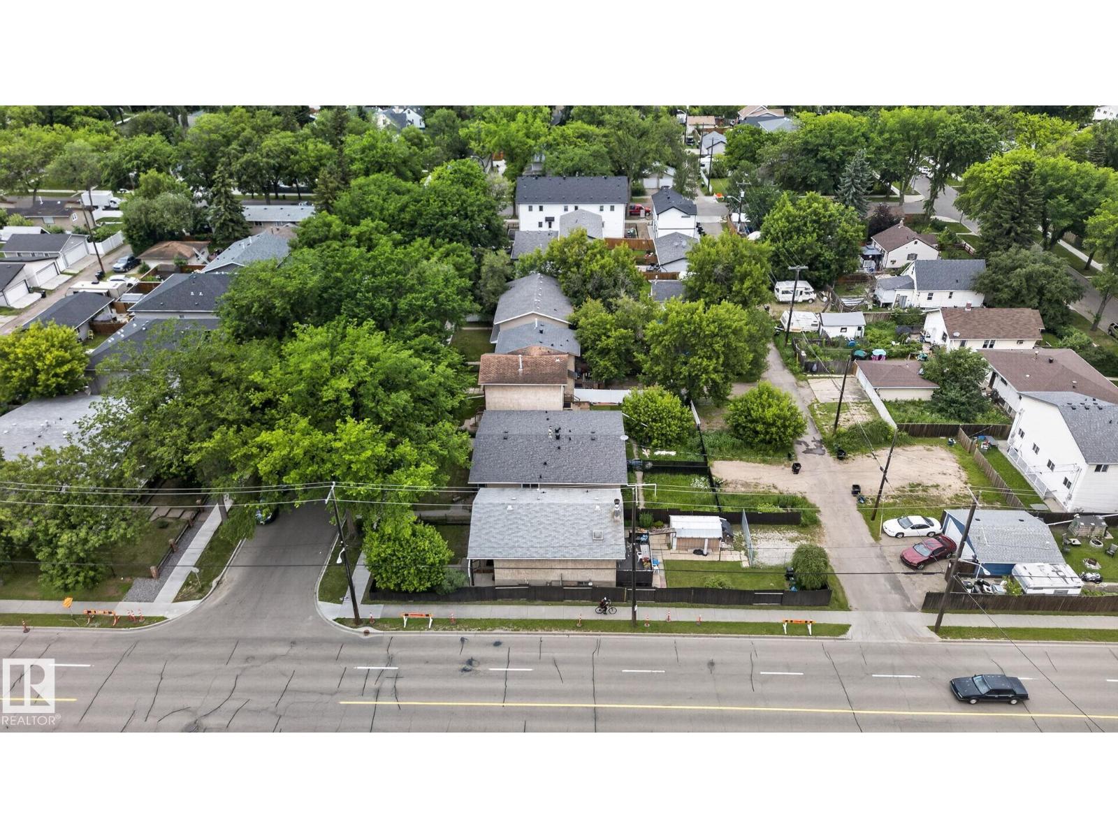 12703 122 ST NW - 35