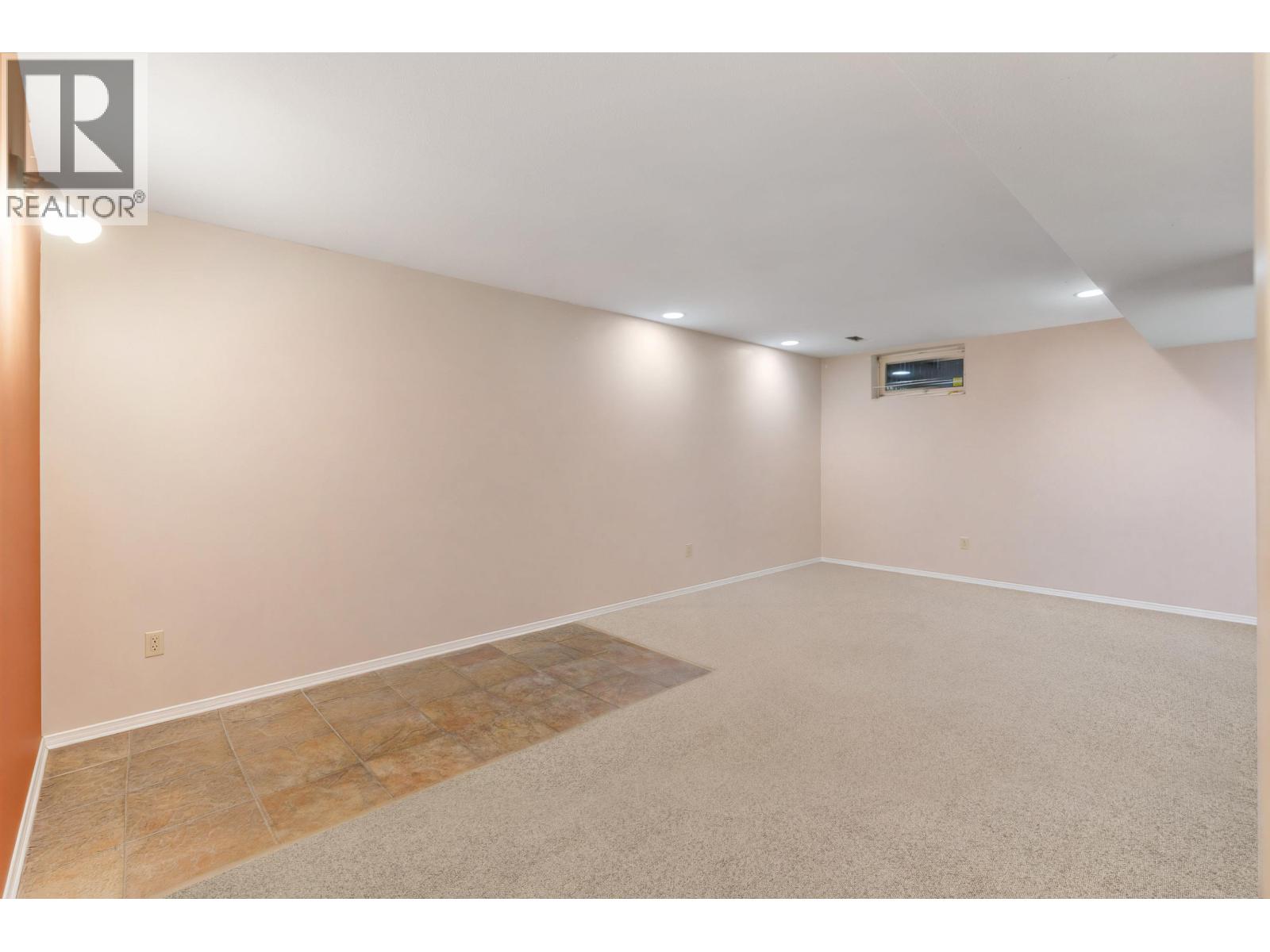 2091 NORWOOD STREET - 23