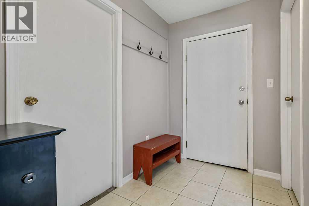 #201 618 2 Avenue NW - 2