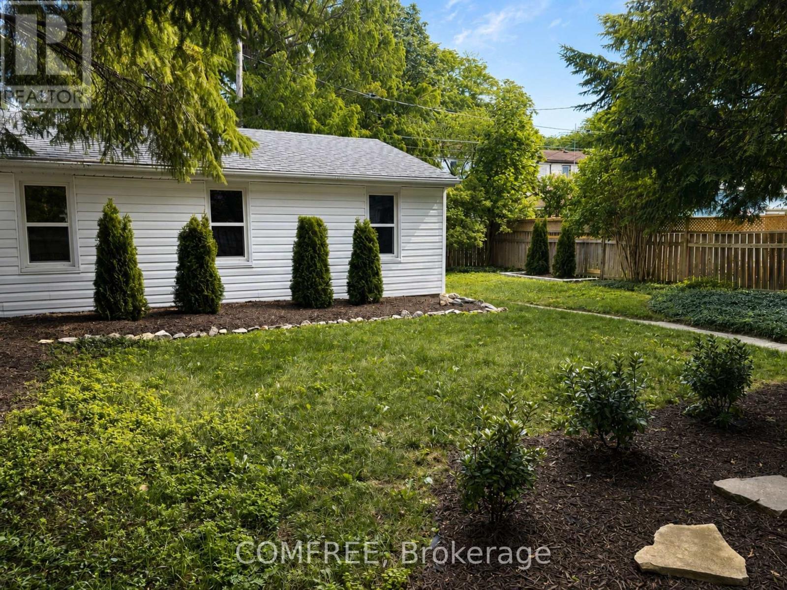 1815 IROQUOIS STREET - 19