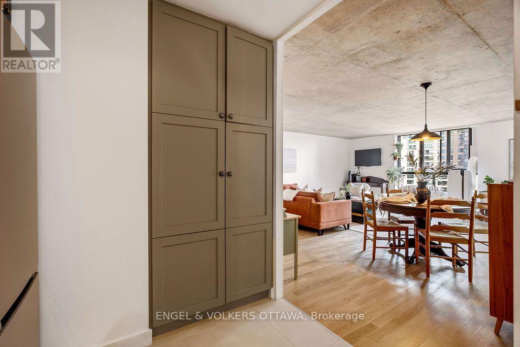 #1602 475 LAURIER AVENUE W - 17