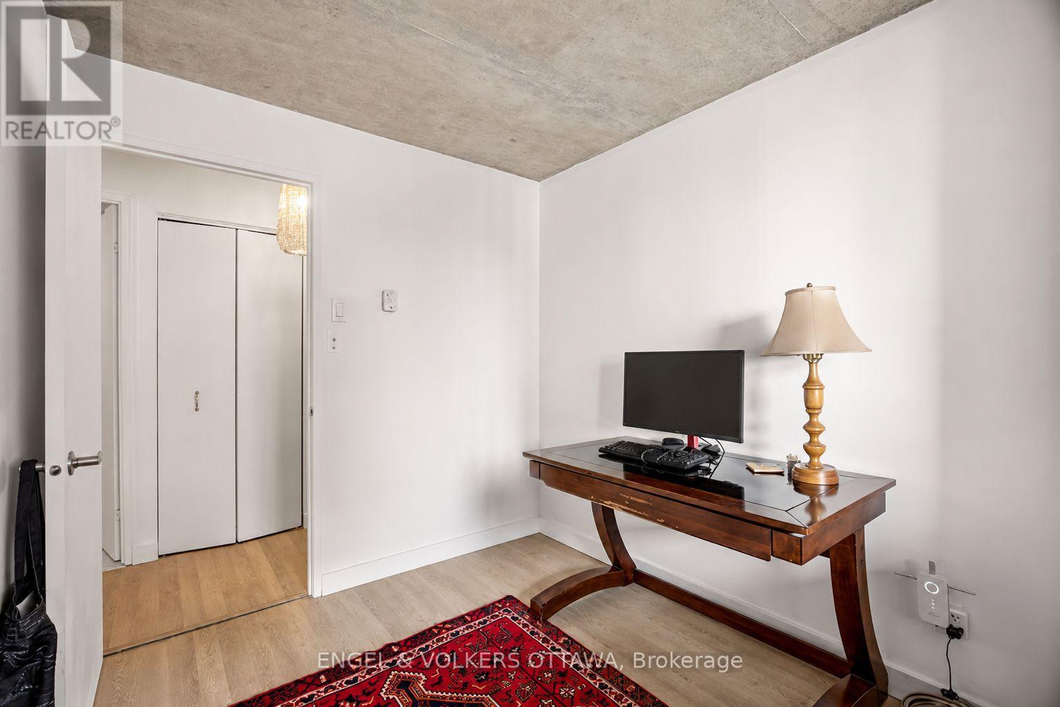 #1602 475 LAURIER AVENUE W - 24