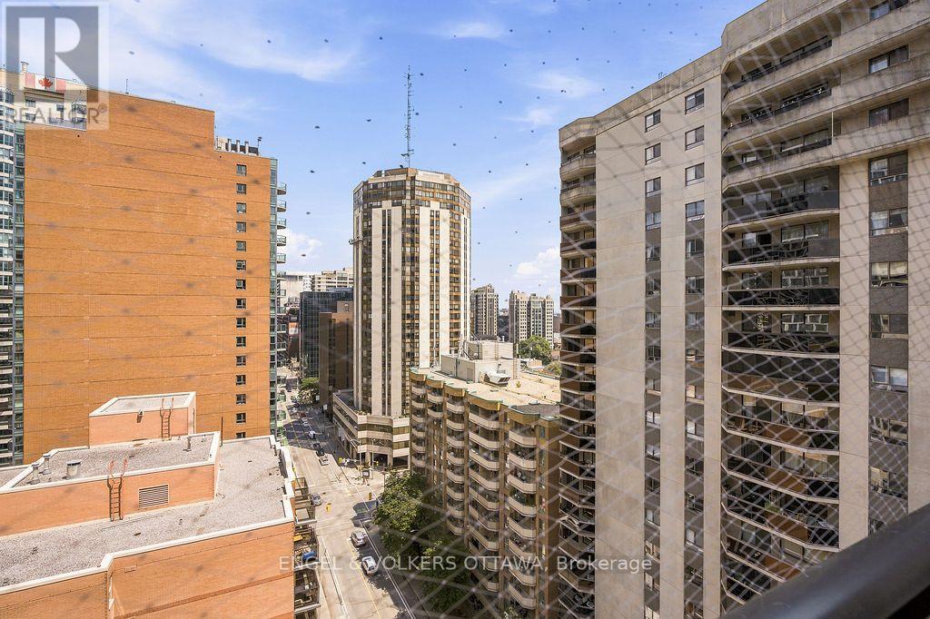 #1602 475 LAURIER AVENUE W - 26