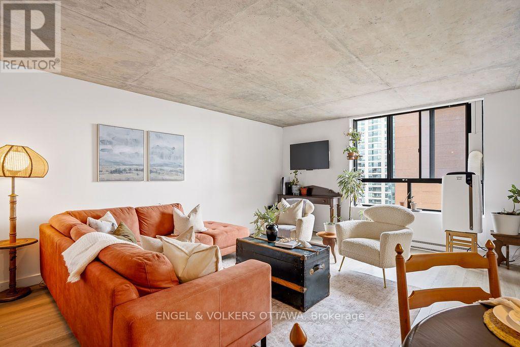#1602 475 LAURIER AVENUE W - 6