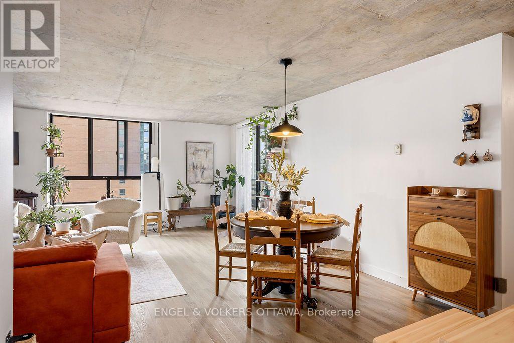 #1602 475 LAURIER AVENUE W - 8