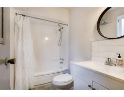 8964 184 Street, Surrey, BC V4N3T4 Photo 13