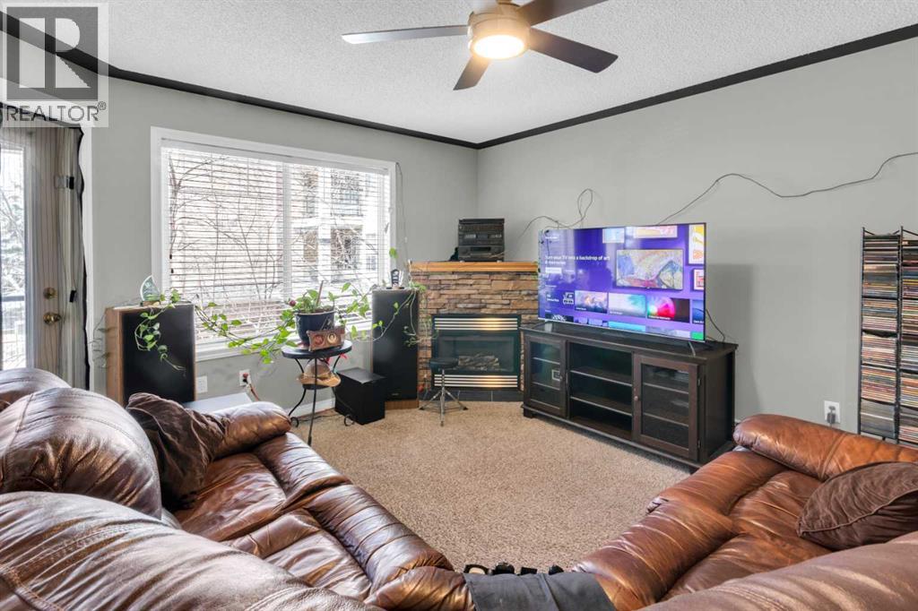 #203 345 Rocky Vista Park NW - 14