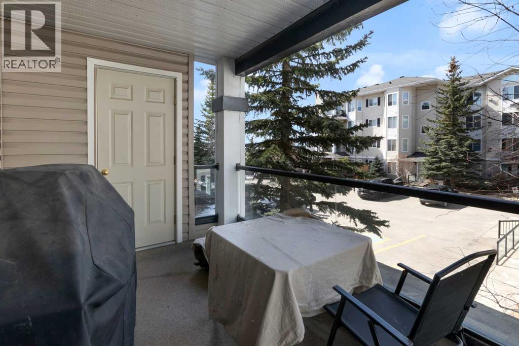 #203 345 Rocky Vista Park NW - 32