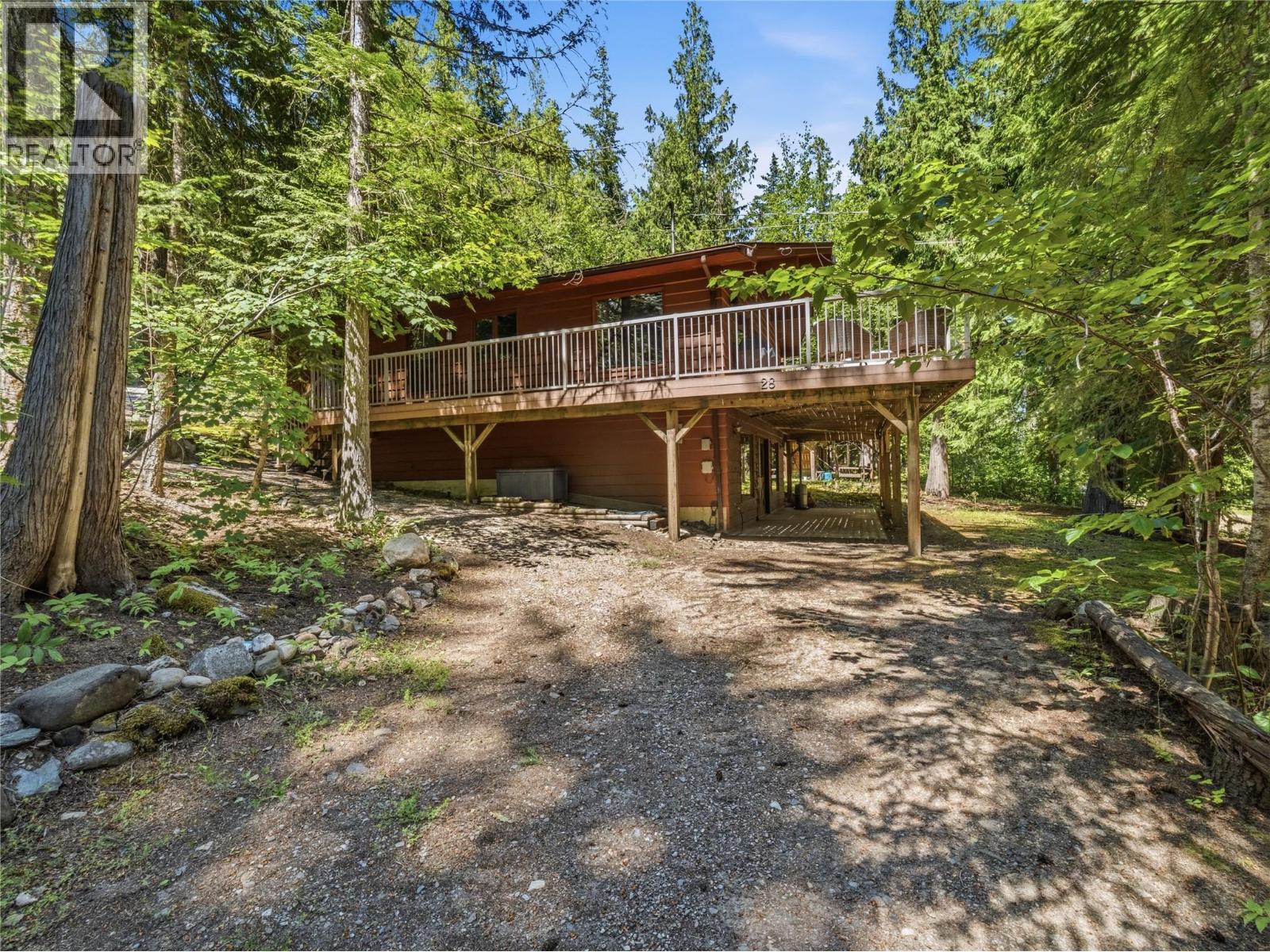 #28 7429 Sunnybrae Canoe Point Road - 1