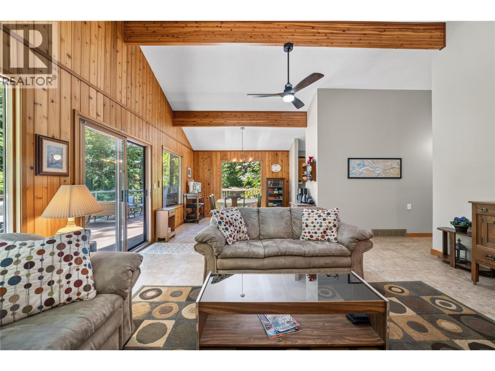 #28 7429 Sunnybrae Canoe Point Road - 10