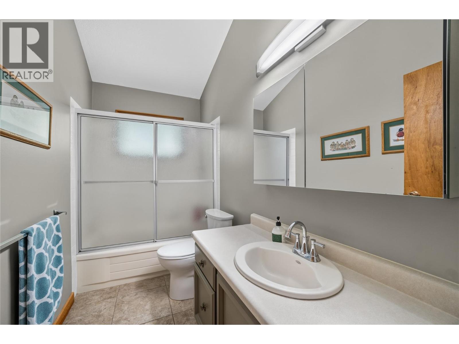 #28 7429 Sunnybrae Canoe Point Road - 20
