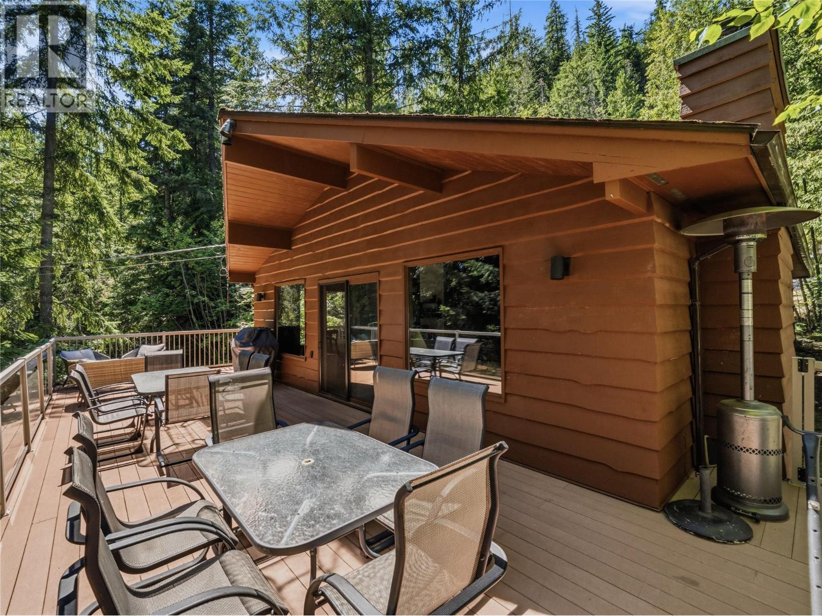 #28 7429 Sunnybrae Canoe Point Road - 33