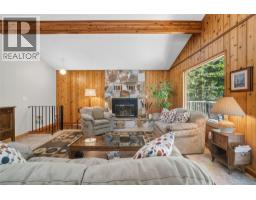 Primary Bedroom - 7429 Sunnybrae Canoe Point Road Unit# 28, Tappen, BC V0E2X1 Photo 8