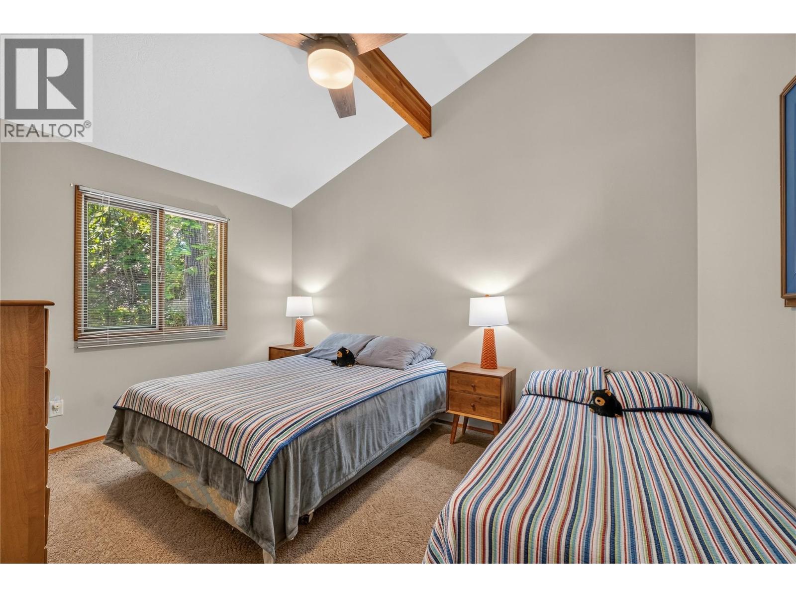 #28 7429 Sunnybrae Canoe Point Road - 19