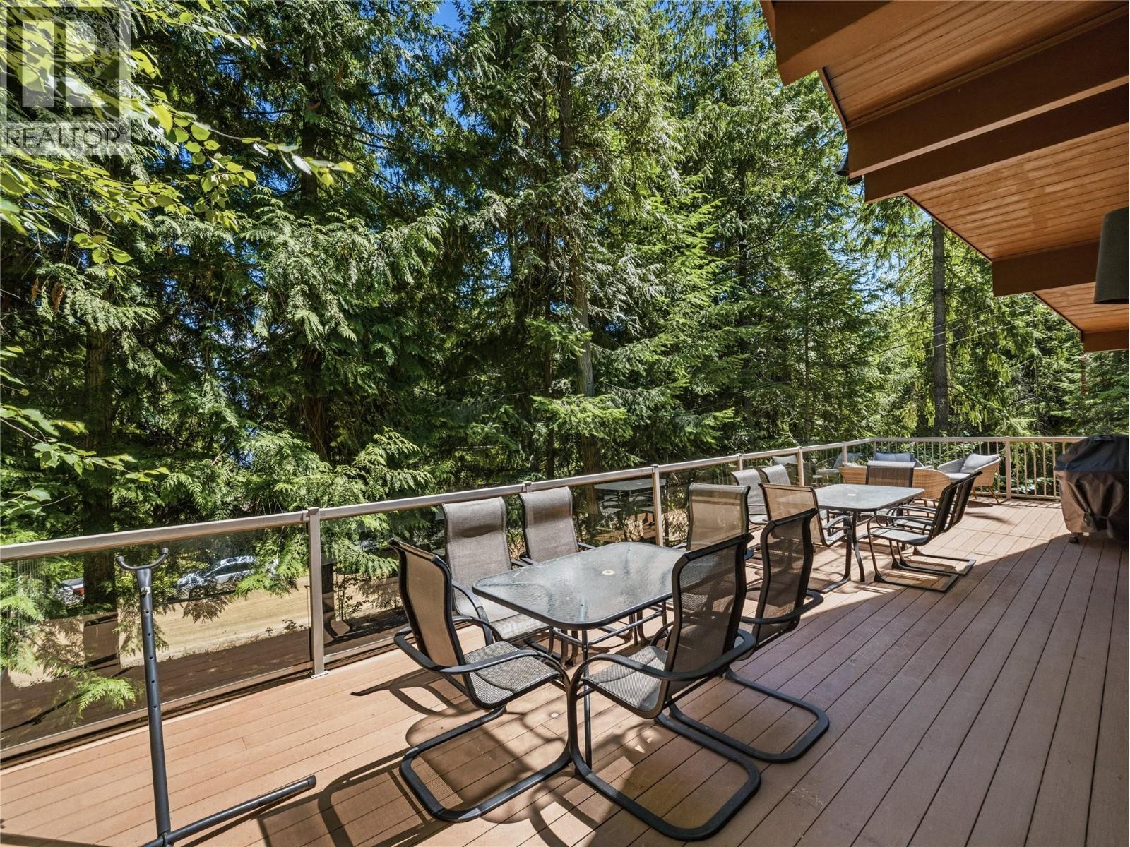 #28 7429 Sunnybrae Canoe Point Road - 34
