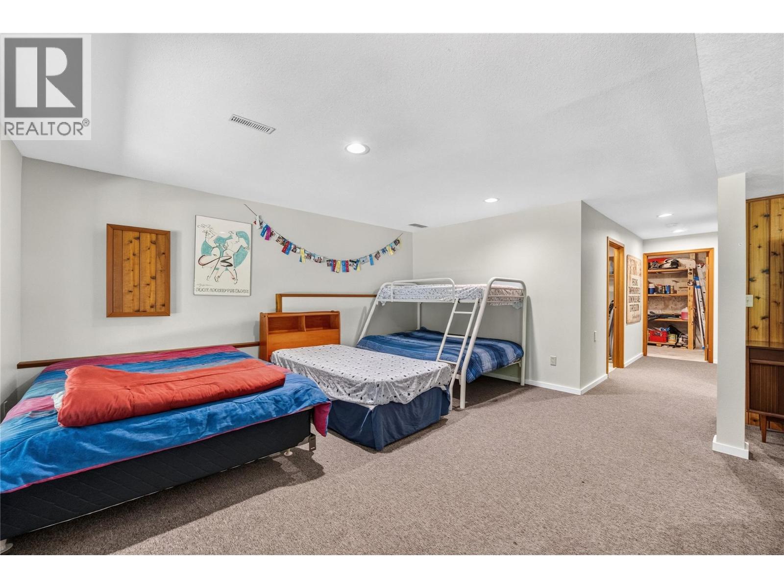 #28 7429 Sunnybrae Canoe Point Road - 26