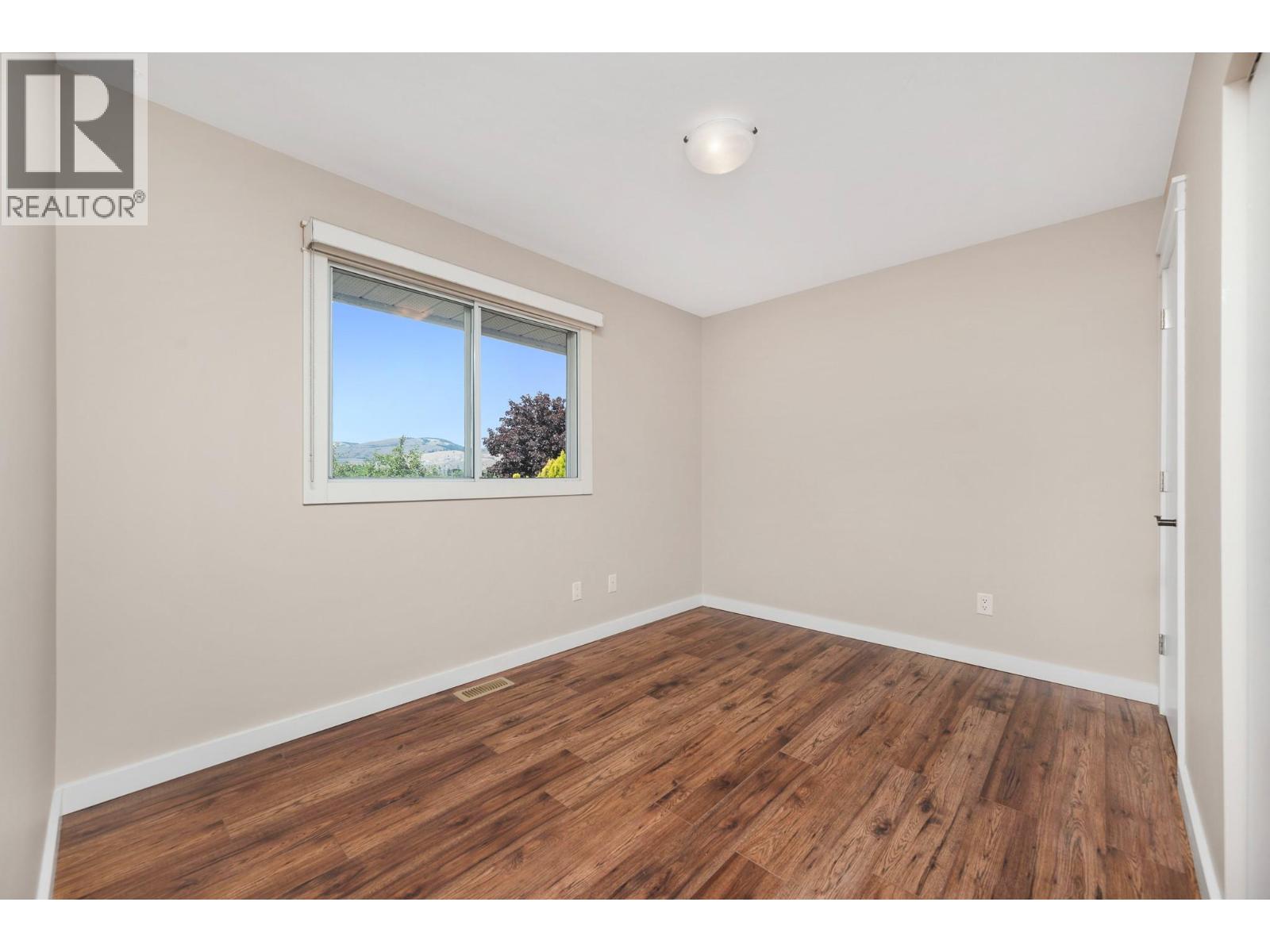 2604 12 Street, Vernon