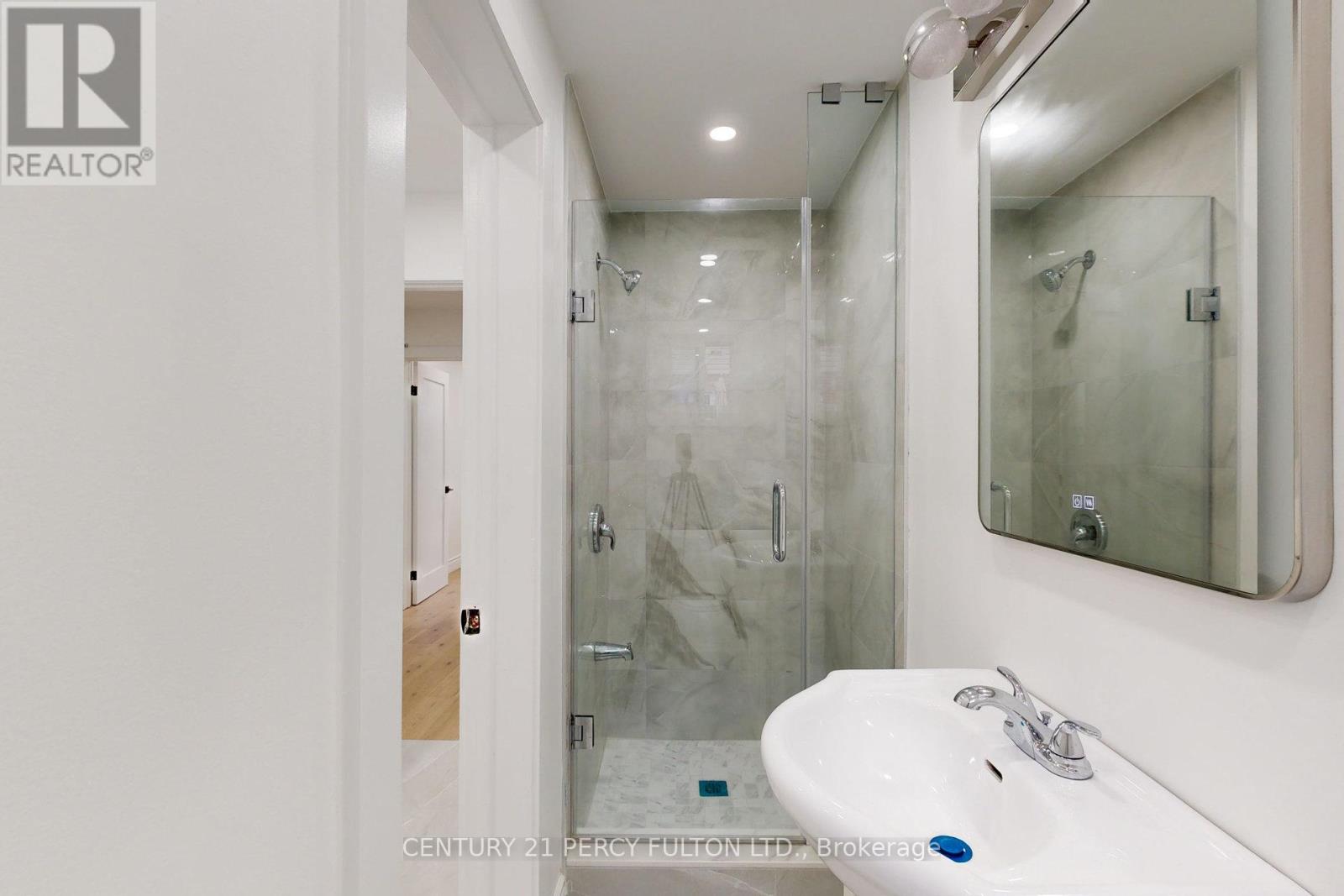 78 AGINCOURT DRIVE - 21