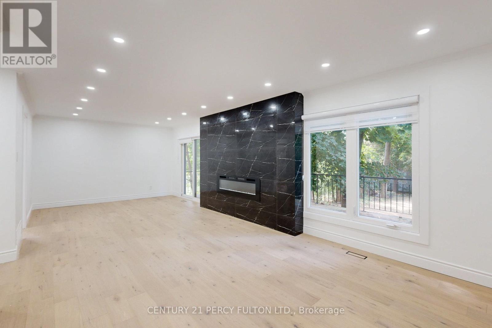 78 AGINCOURT DRIVE - 23