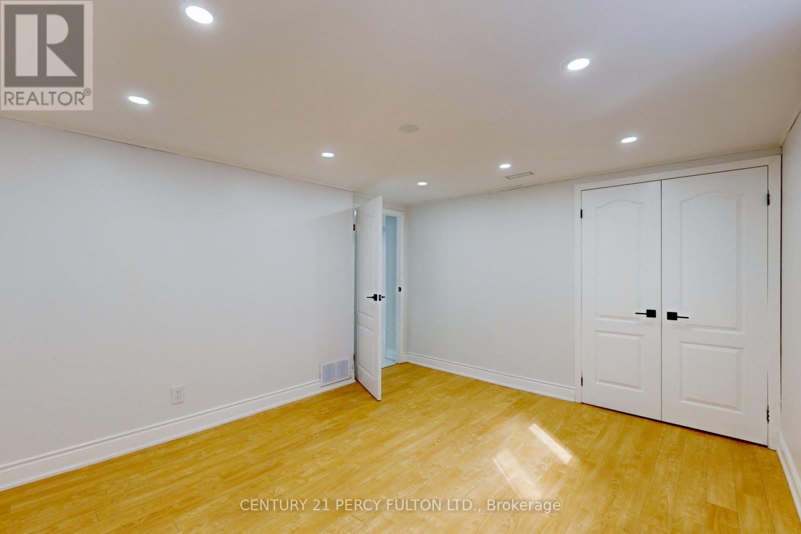 78 AGINCOURT DRIVE - 32