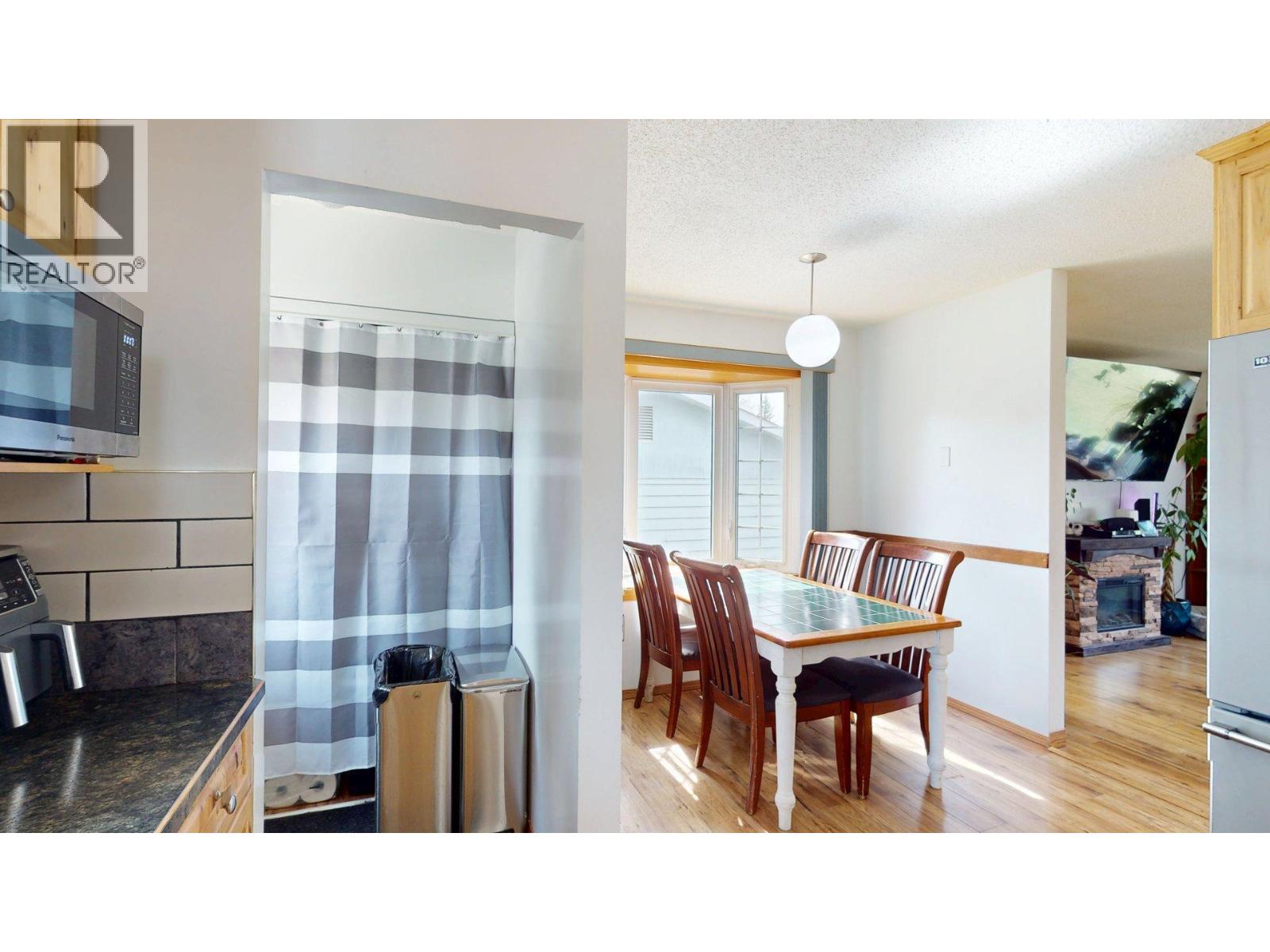 2607 ALPINE Drive - 10