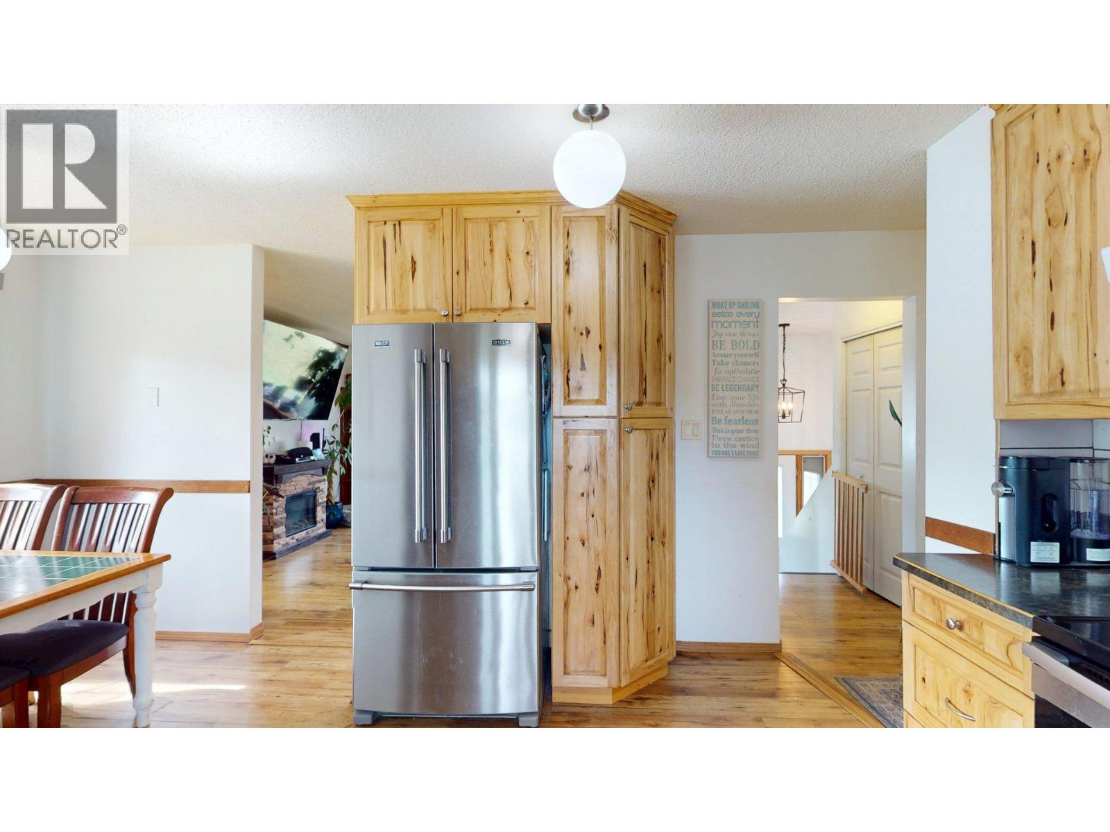 2607 ALPINE Drive - 9