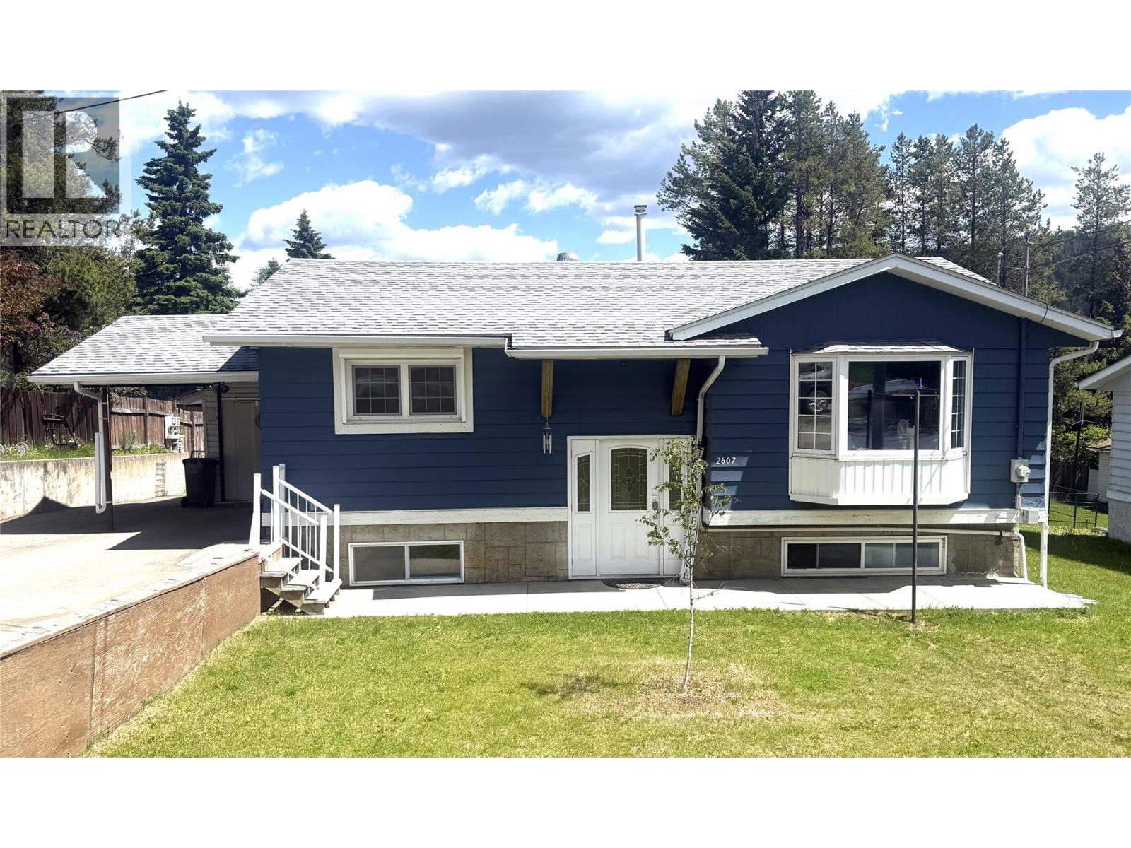 2607 ALPINE Drive - 1