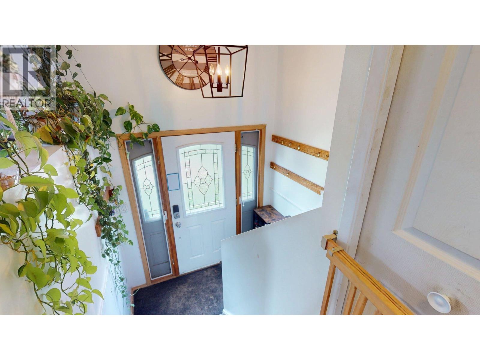 2607 ALPINE Drive - 18