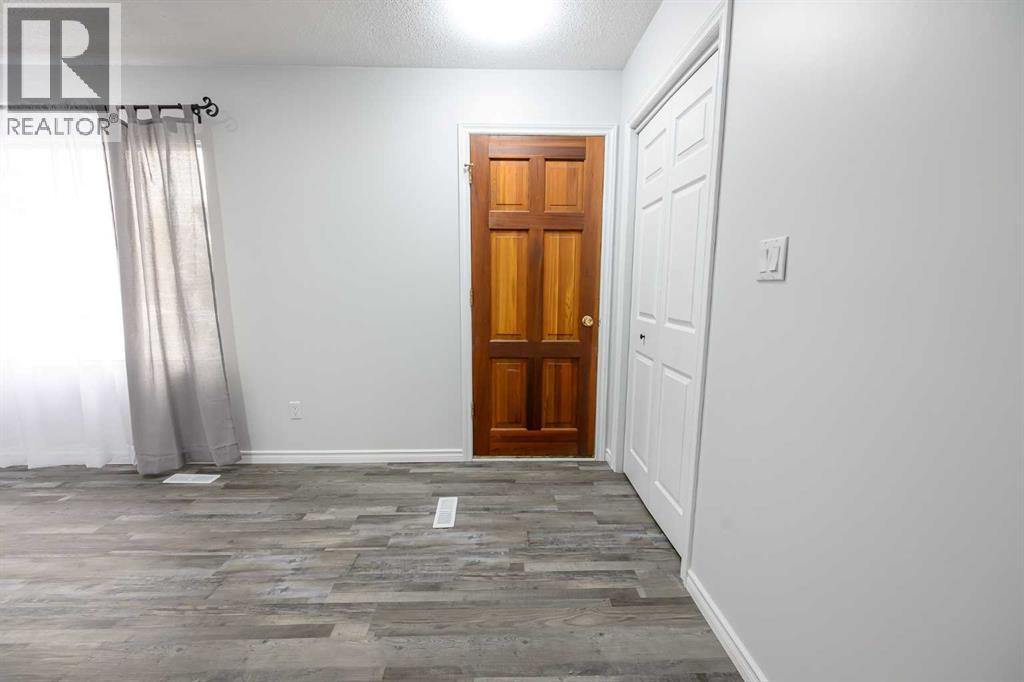 11421 96B Street - 3