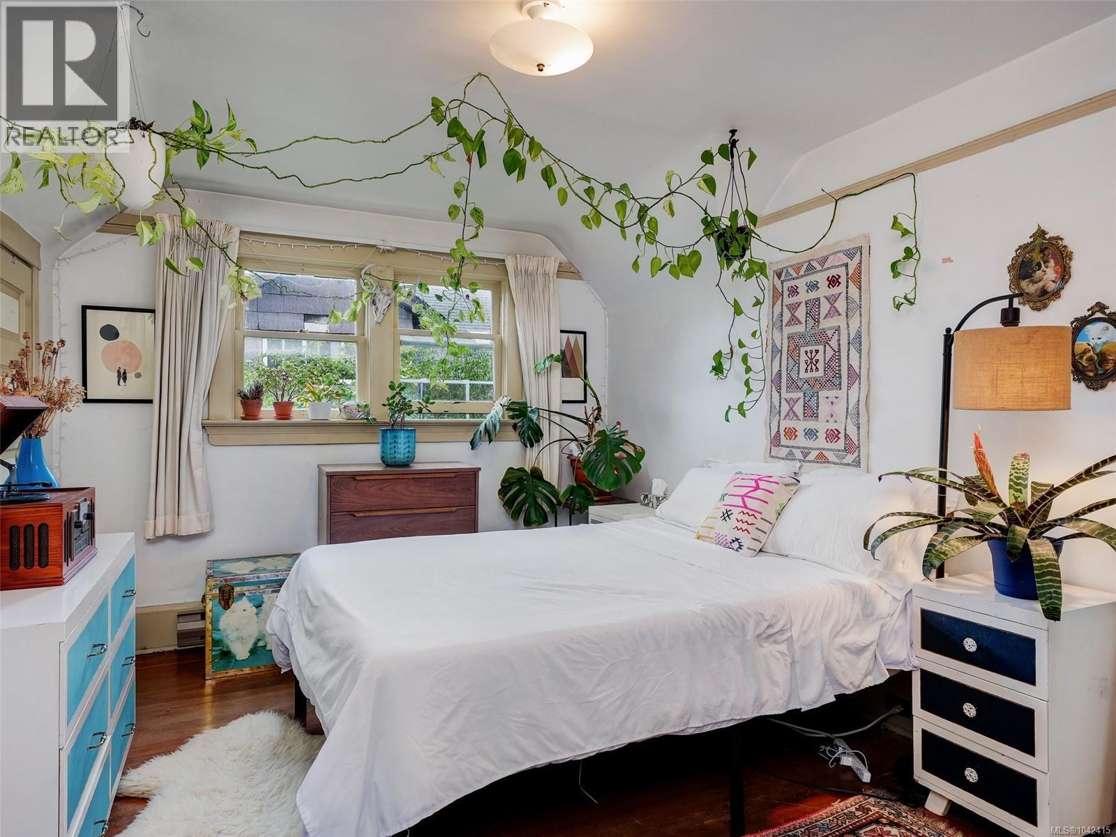  1561/1563 Gladstone Avenue, Victoria
