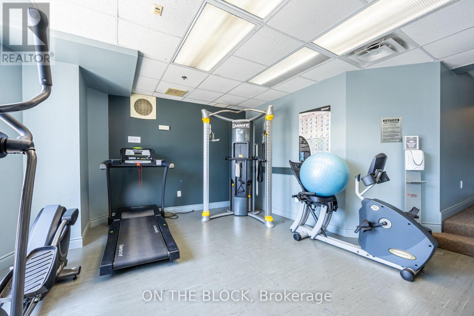 #107 2495 DUNDAS STREET W - 23