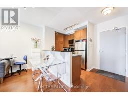 107 - 2495 Dundas Street W, Toronto, ON M6P1X4 Photo 16