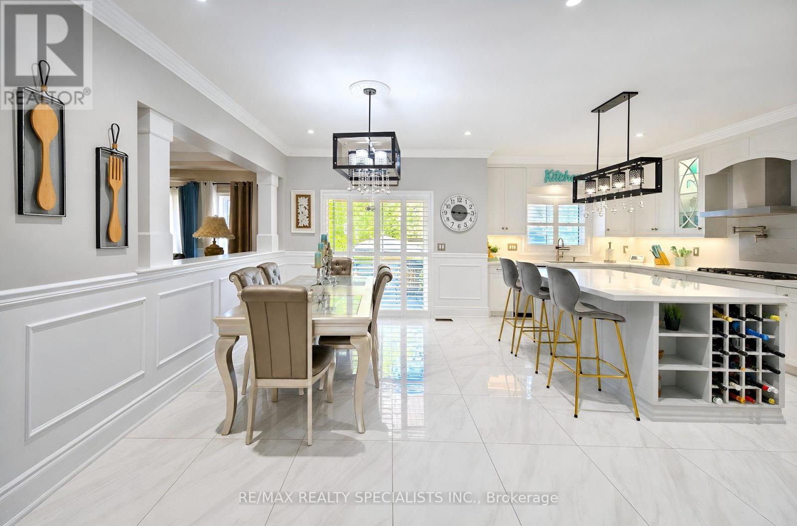 4 BURLWOOD ROAD - 25
