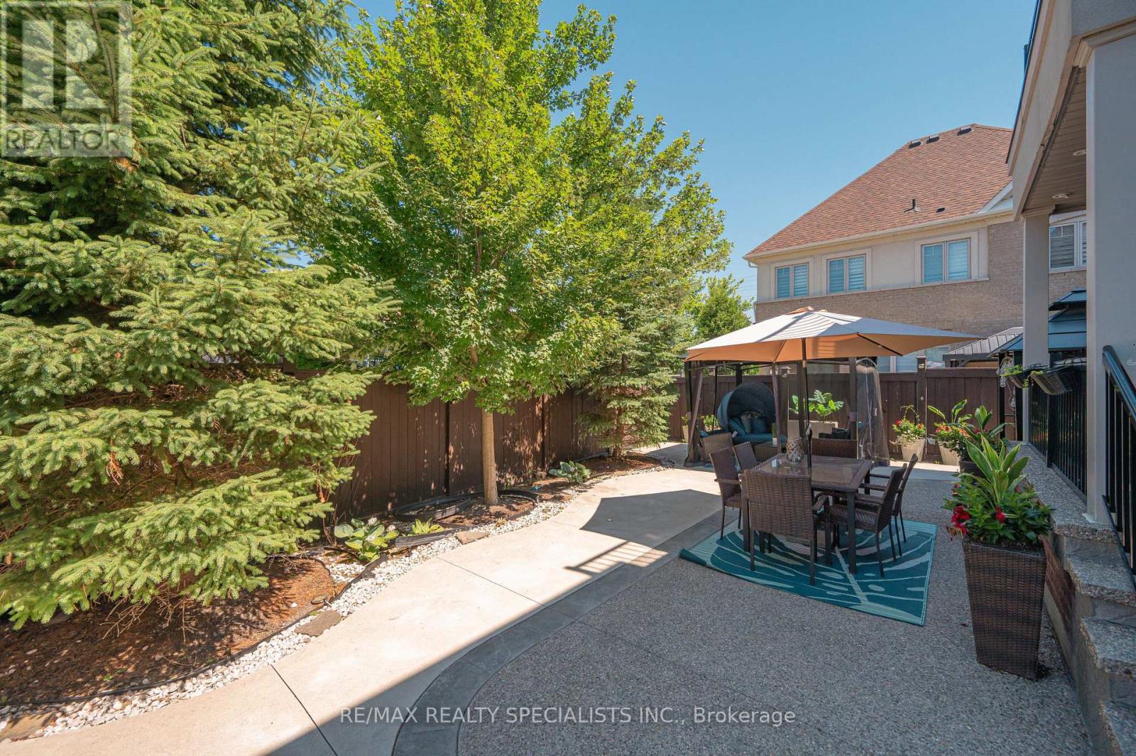 4 BURLWOOD ROAD - 46