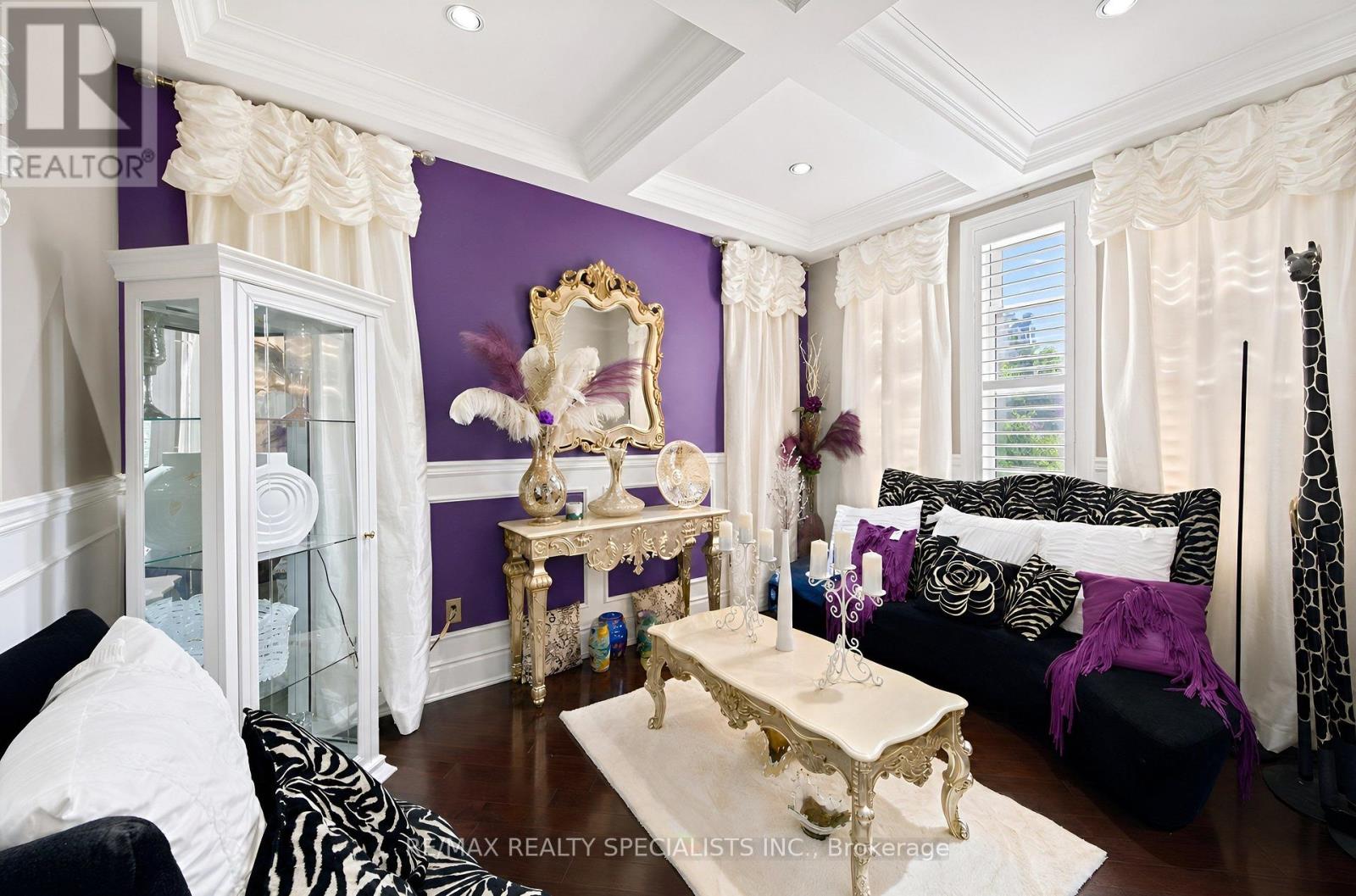 4 BURLWOOD ROAD - 8