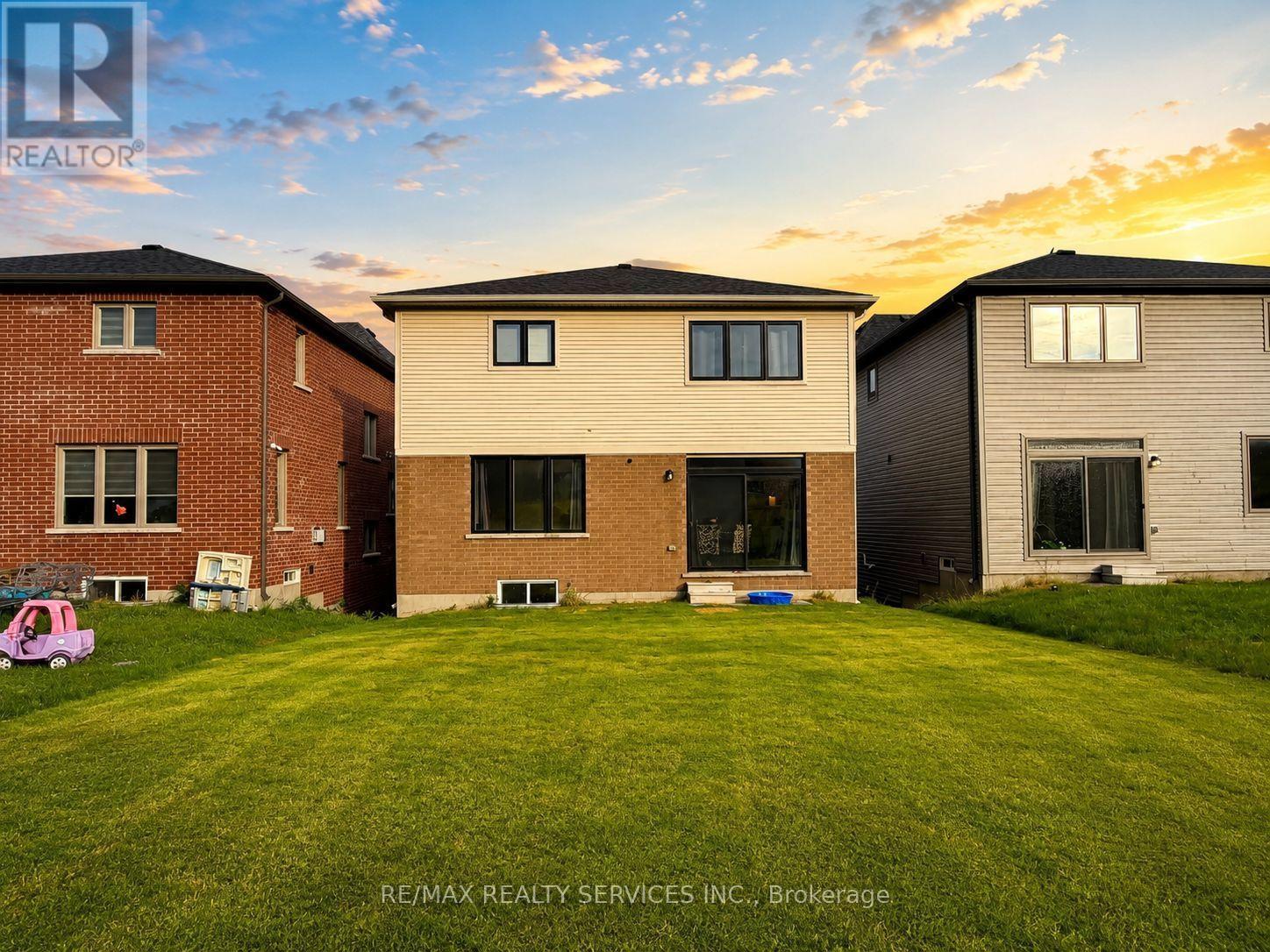 1029 TRAILSVIEW AVENUE - 22