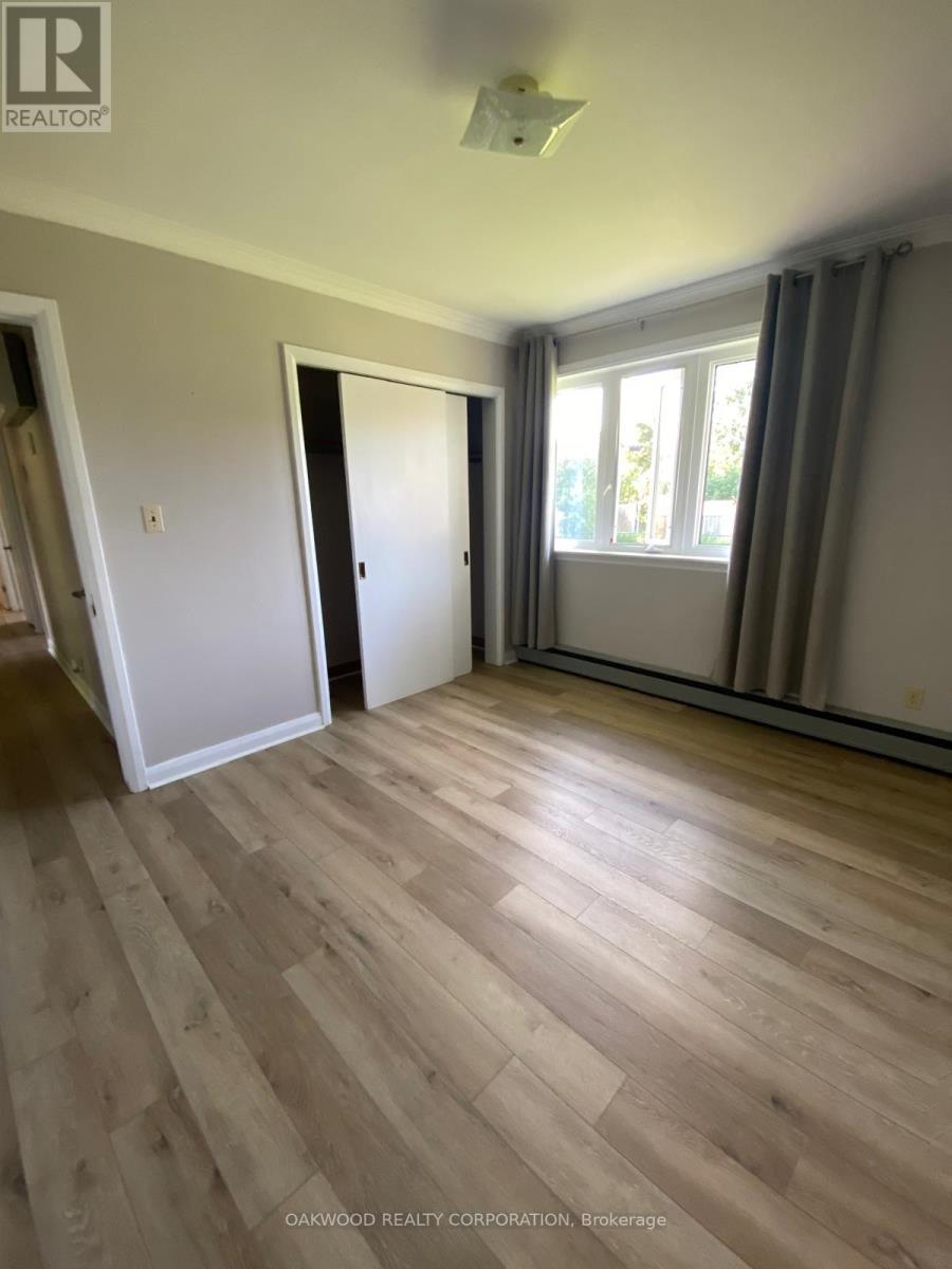 1158 JOHNSON STREET - 12