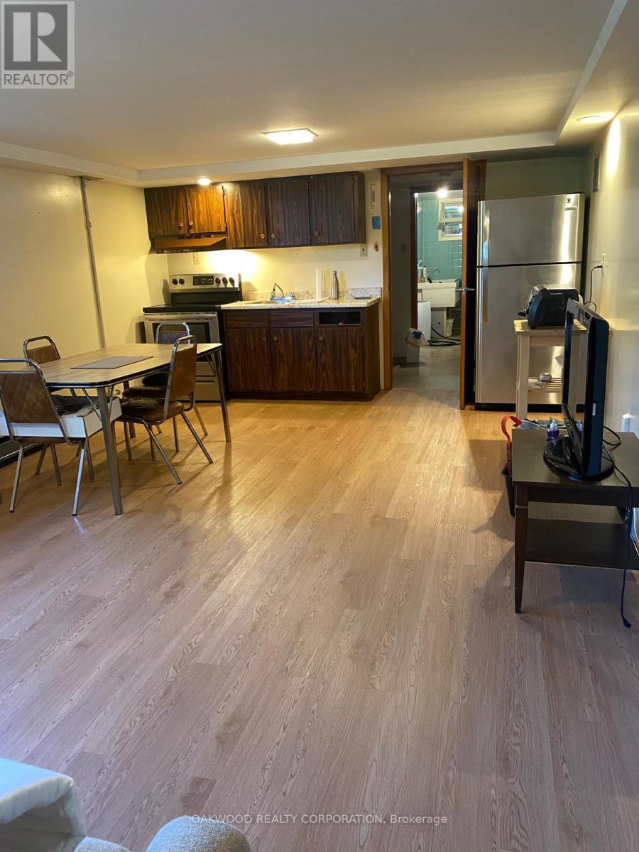 1158 JOHNSON STREET - 13